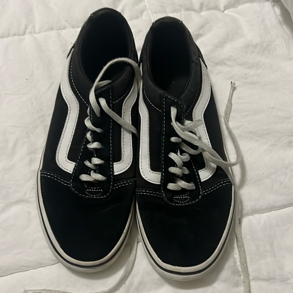 Black suede vans